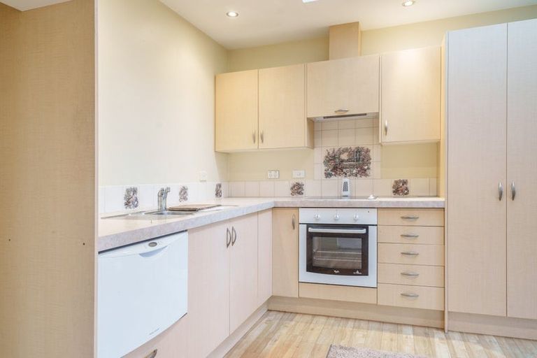 Photo of property in 1/37 Oakhampton Street, Hornby, Christchurch, 8042