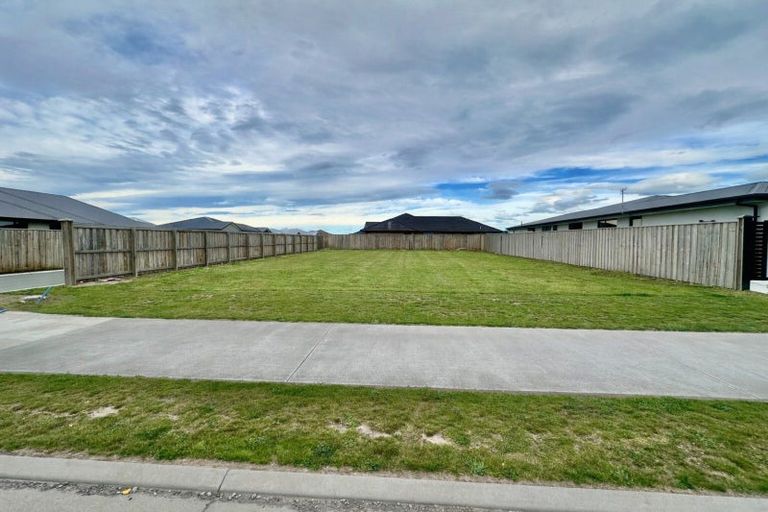 Photo of property in 21 Drylands Drive, Rolleston, 7614
