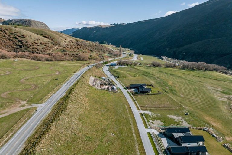 Photo of property in Gibbston Resort, 108 Toms Creek Road, Gibbston, Queenstown, 9371