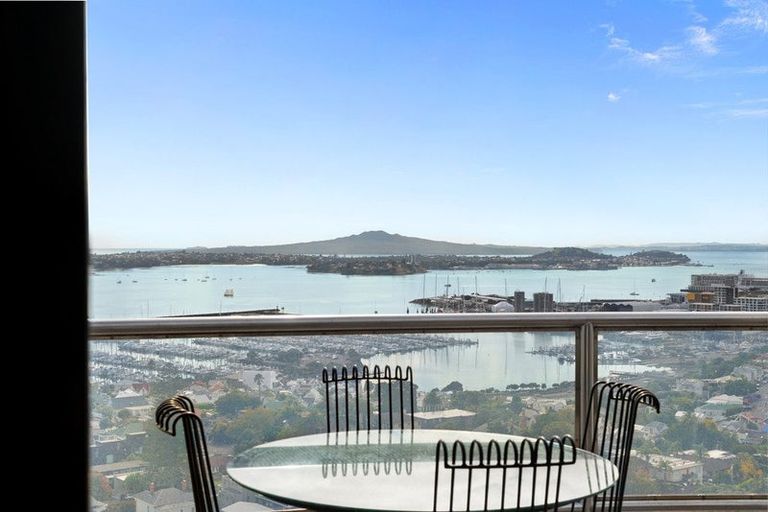 Photo of property in Shangri La Apartments, 15/97 Jervois Road, Herne Bay, Auckland, 1011