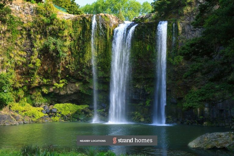 Photo of property in 6 Frangipani Close, Glenbervie, 0173