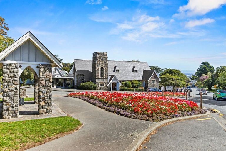 Photo of property in 8 Macmillan Avenue, Cashmere, Christchurch, 8022