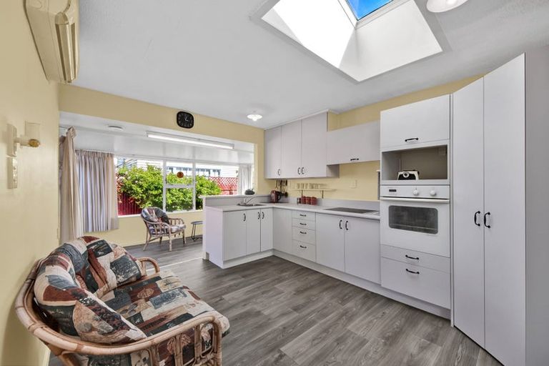 Photo of property in 3/126 Stanmore Road, Linwood, Christchurch, 8011