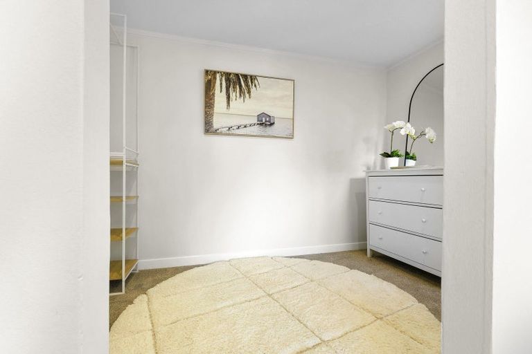 Photo of property in 7 Westhill Road, Point Howard, Lower Hutt, 5013