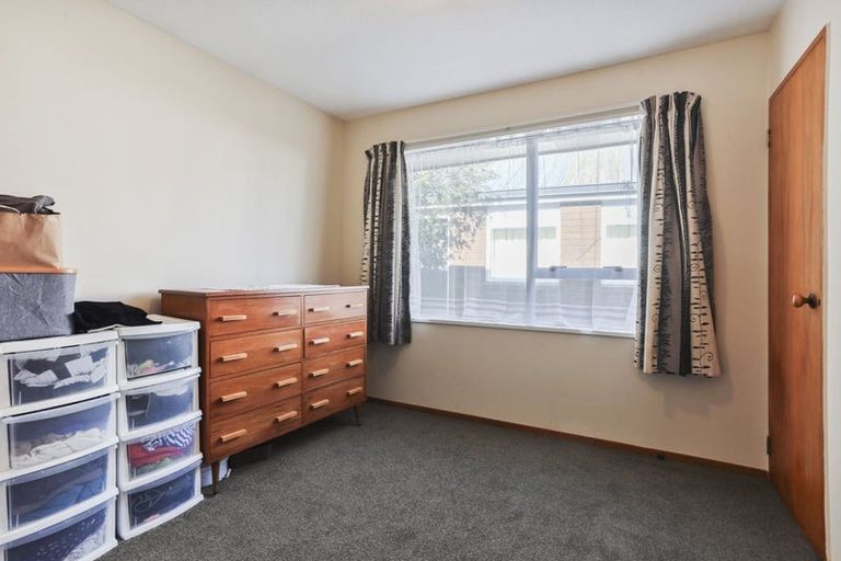 Photo of property in 12b Chardale Street, Avondale, Christchurch, 8061