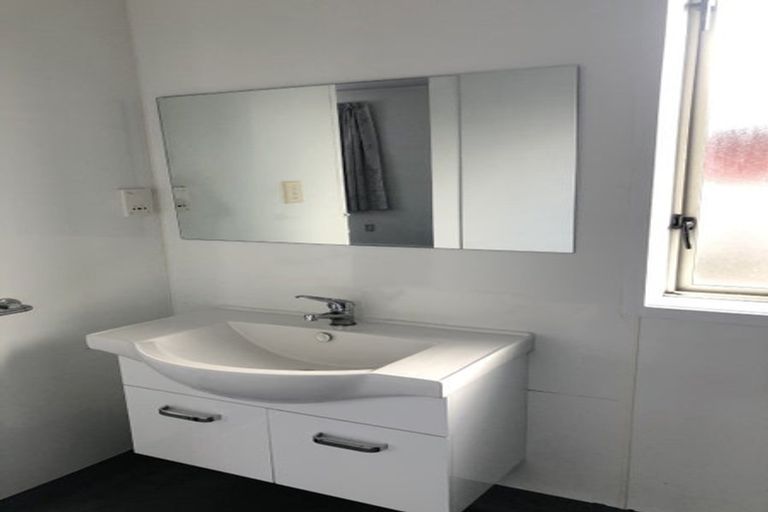 Photo of property in 11 Fleming Street, Mangere East, Auckland, 2024