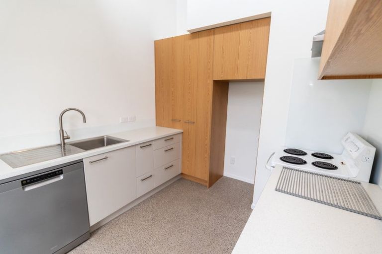 Photo of property in 11 Nalanda Crescent, Broadmeadows, Wellington, 6035