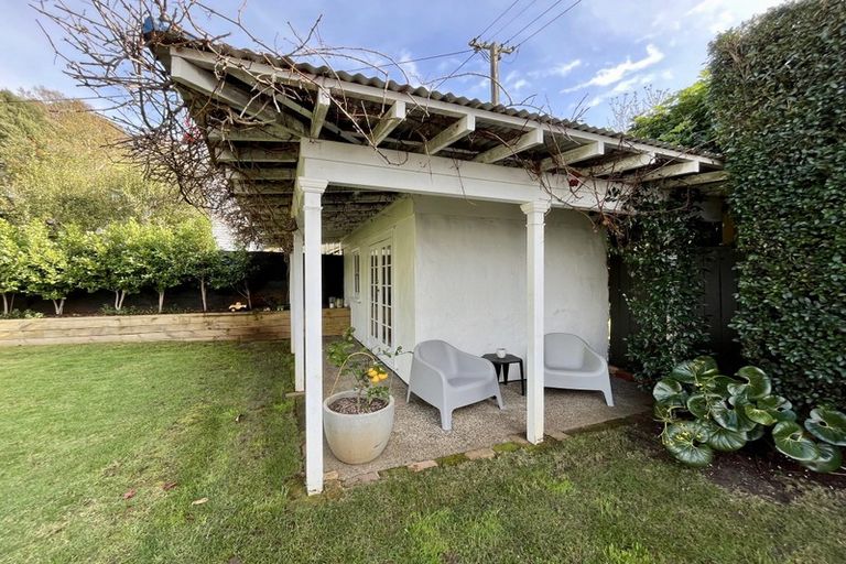 Photo of property in 69 Church Street, Devonport, Auckland, 0624