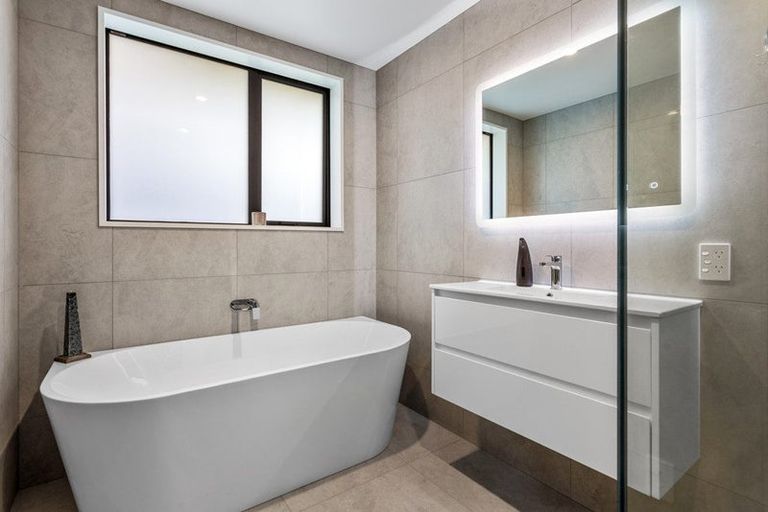 Photo of property in 141 West Belt, Rangiora, 7400