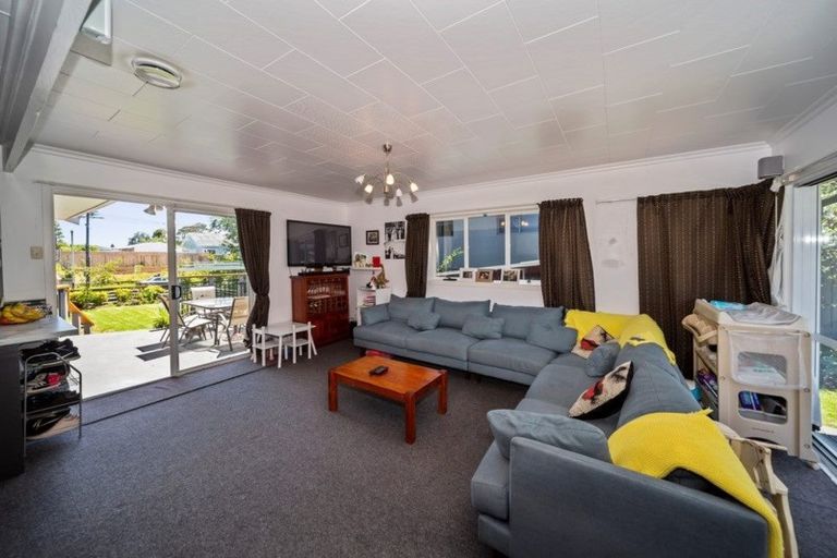 Photo of property in 89 Clawton Street, Westown, New Plymouth, 4310