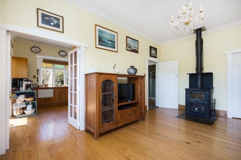 Photo of property in 111 Harataua Road, Port Albert, Wellsford, 0973