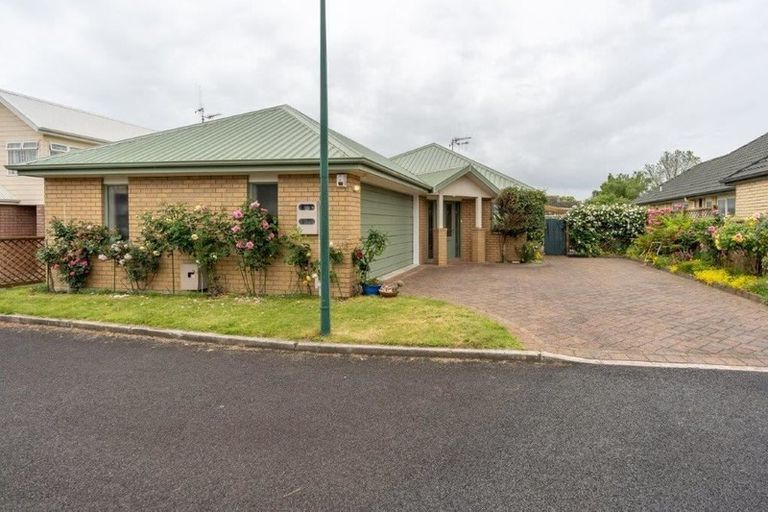 Photo of property in 158b Cambridge Road, Hillcrest, Hamilton, 3216