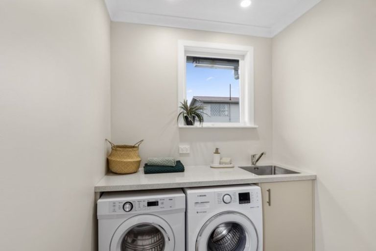 Photo of property in 32 Mcdonald Street, Taita, Lower Hutt, 5011