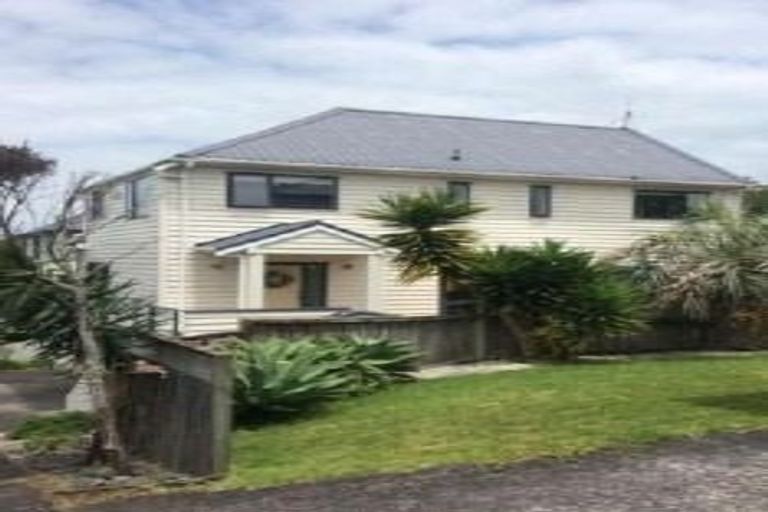 Photo of property in 2/254 Onewa Road, Birkenhead, Auckland, 0626