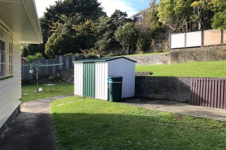 Photo of property in 13 Timaru Grove, Kelson, Lower Hutt, 5010