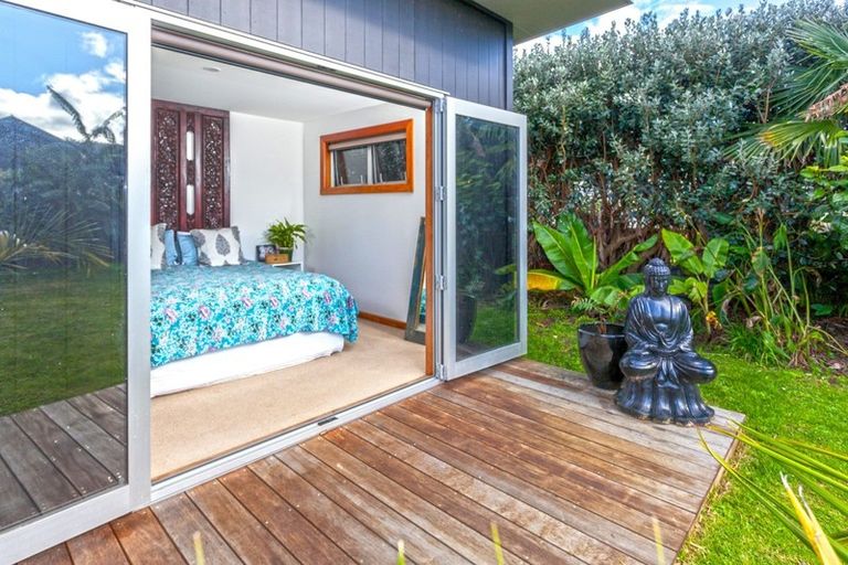 Photo of property in 1 Summer Lane, Tairua, 3508