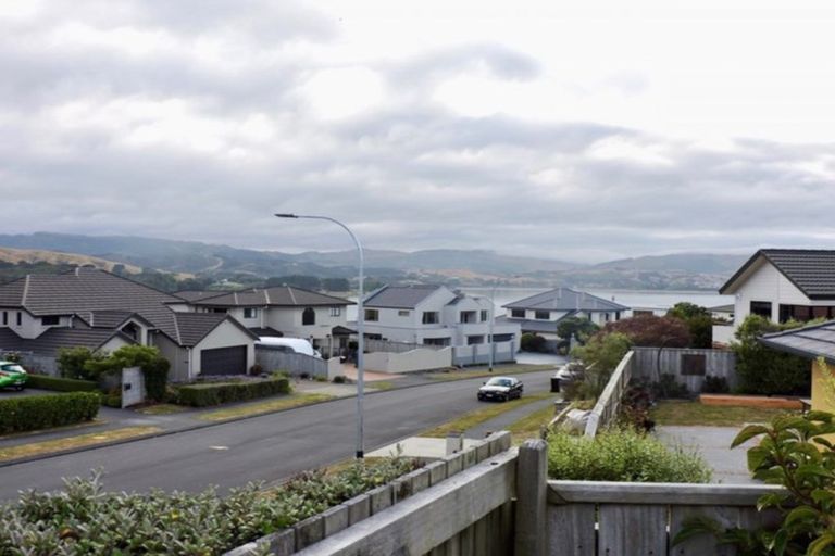 Photo of property in 18 Pendennis Point, Camborne, Porirua, 5026