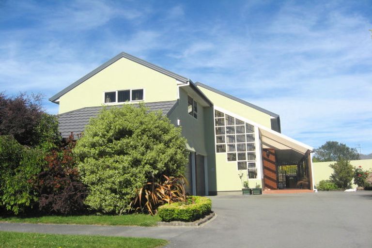 Photo of property in 35 Stillwater Avenue, Burwood, Christchurch, 8083