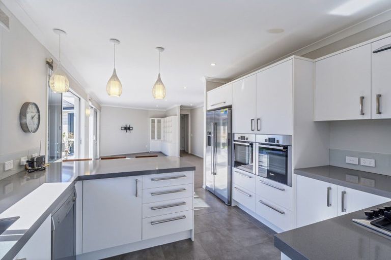 Photo of property in 8 Britannia Dell, Pauanui, Hikuai, 3579