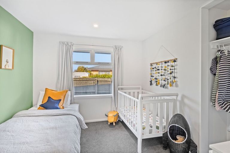 Photo of property in 25 Greenwood Close, Mairehau, Christchurch, 8013