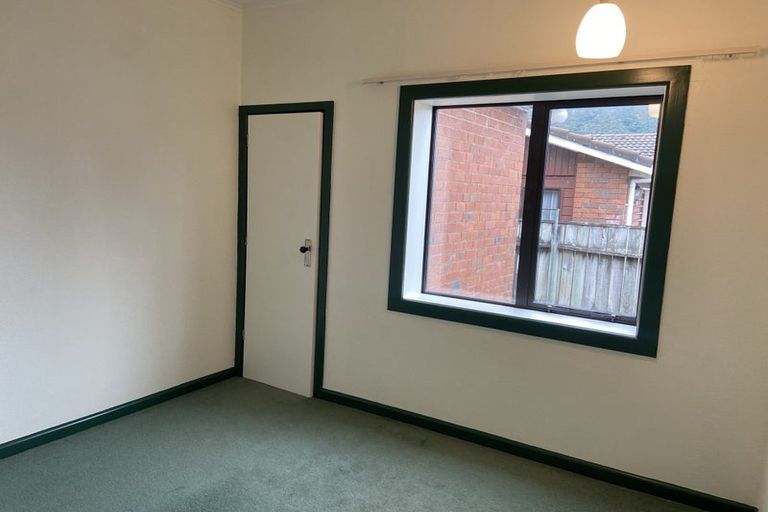 Photo of property in 16 Brook Street, Waiwhetu, Lower Hutt, 5010