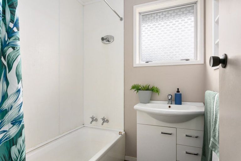 Photo of property in 3 Campbell Street, Mangapapa, Gisborne, 4010