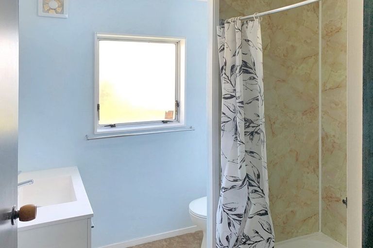 Photo of property in 2 Ramsey Crescent, Flaxmere, Hastings, 4120