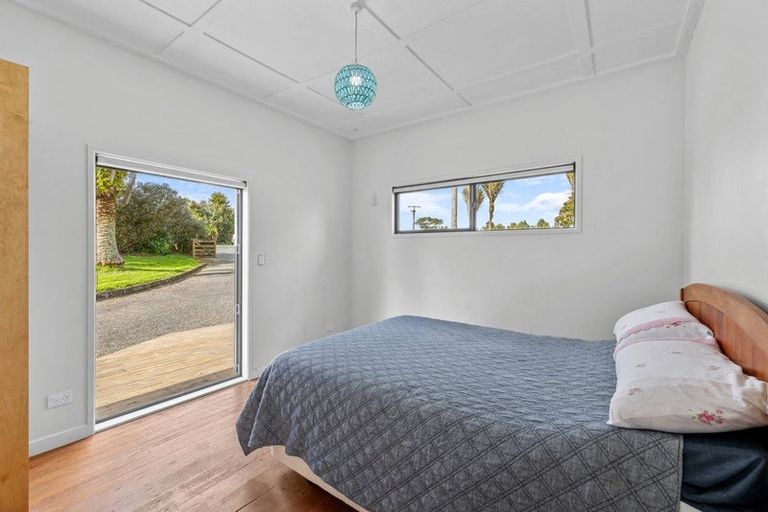 Photo of property in 14 Te Arai Point Road, Te Arai, Wellsford, 0975