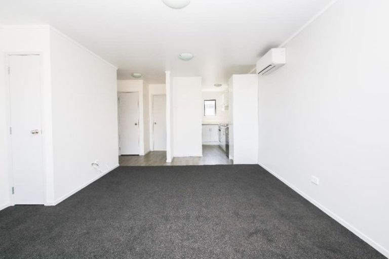 Photo of property in 4/200 Old Farm Road, Hamilton East, Hamilton, 3216