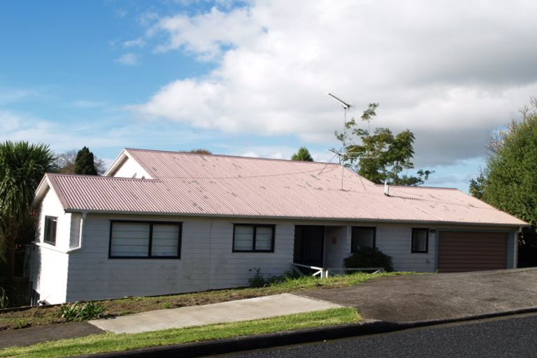 Photo of property in 6 Masefield Street, Cockle Bay, Auckland, 2014