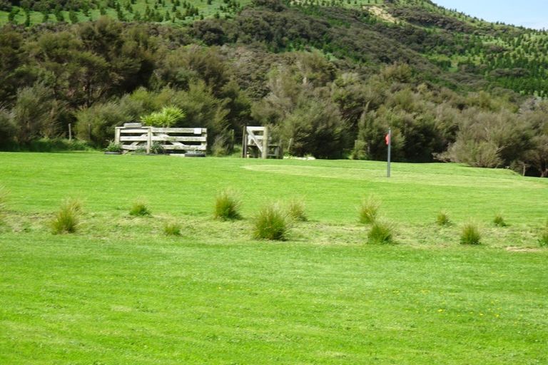 Photo of property in 3884 Pahiatua Pongaroa Road, Pongaroa, Pahiatua, 4989