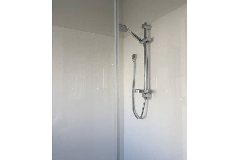 Photo of property in 8/23 Frederick Street, Waltham, Christchurch, 8011