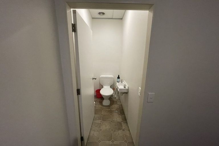 Photo of property in City Lodge Apartments, 204/115 Vivian Street, Te Aro, Wellington, 6011