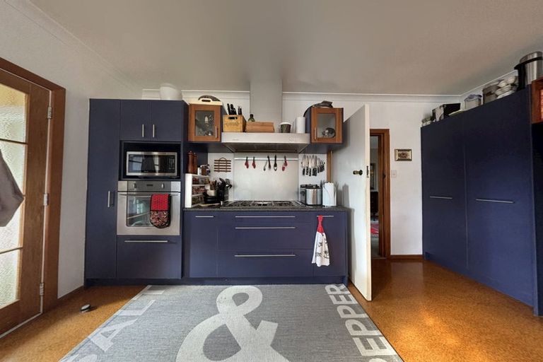 Photo of property in 2-4 Walton Avenue, Waikanae, 5036