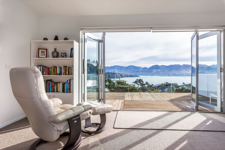 Photo of property in 10 Euan Sarginson Place, Diamond Harbour, Lyttelton, 8971