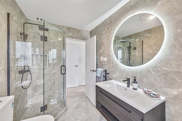 Photo of property in 16 Zadar Street, Kumeu, 0810