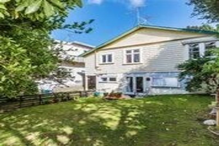 Photo of property in 1/7 Hinau Road, Hataitai, Wellington, 6021