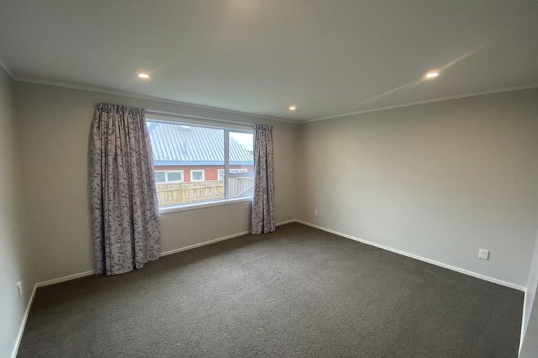 Photo of property in 12 Romesdale Road, Papakowhai, Porirua, 5024