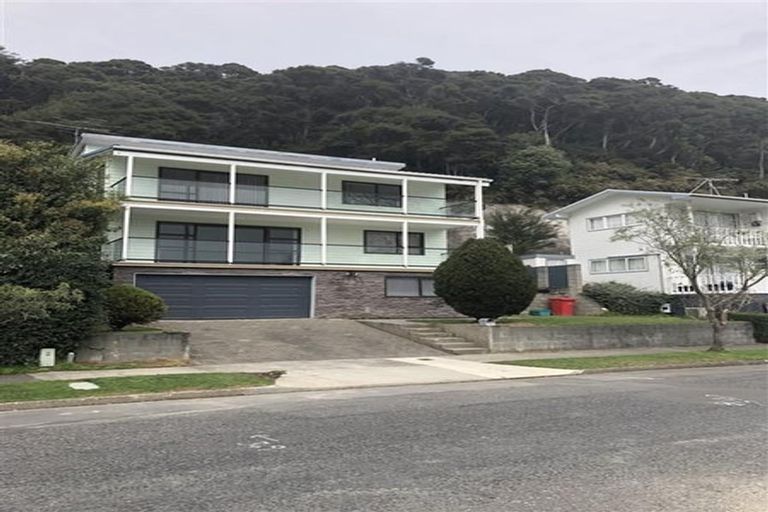 Photo of property in 23 Cleary Street, Waterloo, Lower Hutt, 5011