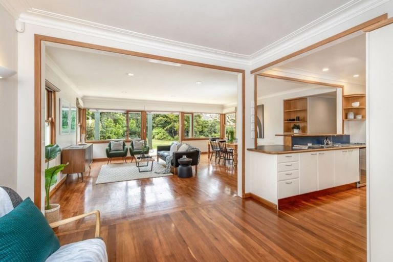 Photo of property in 76 Whitehaven Road, Glendowie, Auckland, 1071