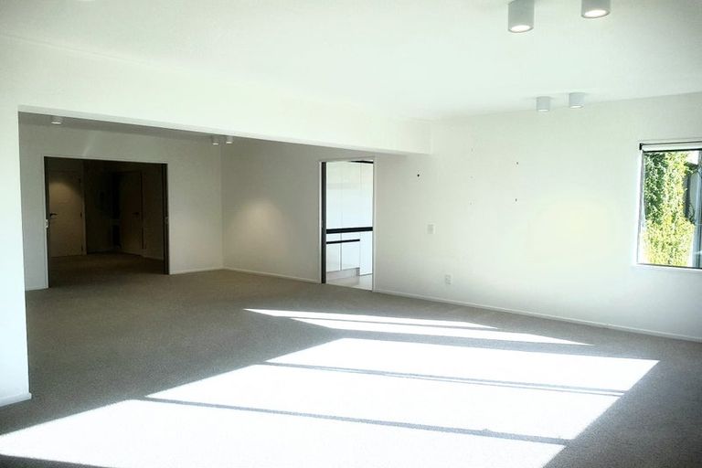 Photo of property in 2/9 Wilkinson Street, Oriental Bay, Wellington, 6011