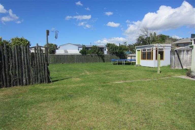 Photo of property in 32 Rua Avenue, Waitarere Beach, Levin, 5510