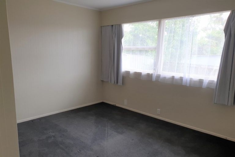 Photo of property in 2 Russleigh Drive, Dinsdale, Hamilton, 3204