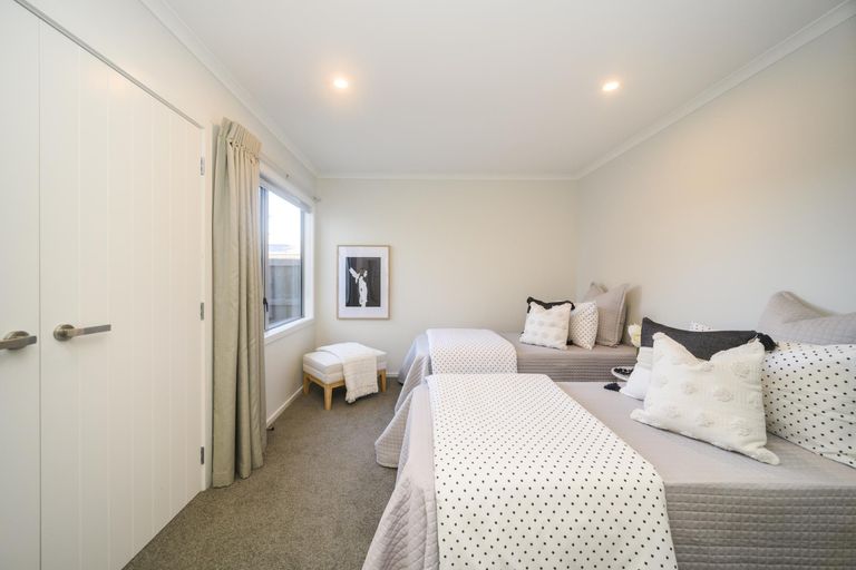 Photo of property in 41 Karina Terrace, Roslyn, Palmerston North, 4414