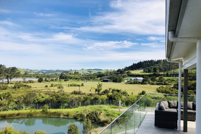 Photo of property in 128 Rangituia Street, Whangamata, 3691