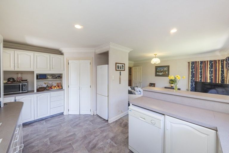 Photo of property in 54 Waterloo Crescent, Hokowhitu, Palmerston North, 4410