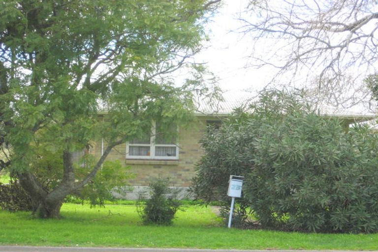 Photo of property in 23 College Road, Edgecumbe, 3120