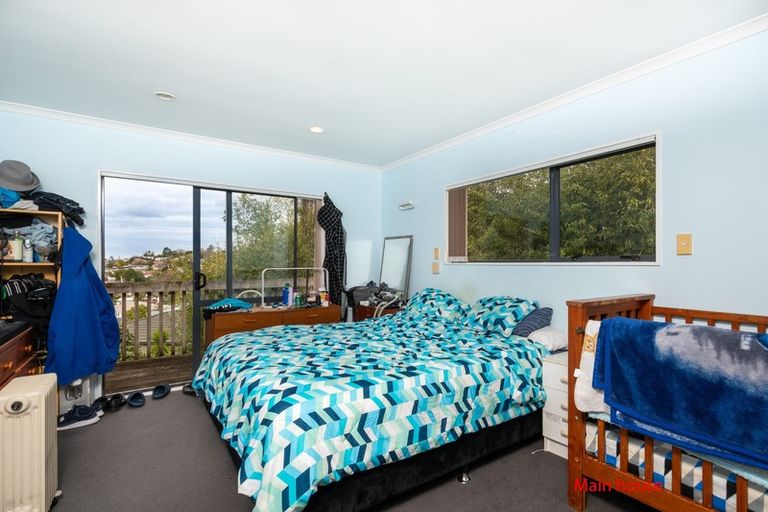 Photo of property in 27 Cherry Tree Place, Massey, Auckland, 0614