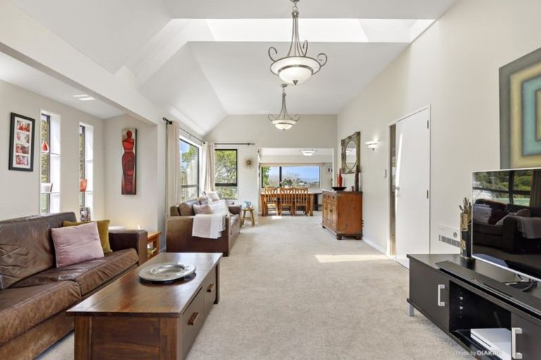 Photo of property in 6 Malda Grove, Khandallah, Wellington, 6035