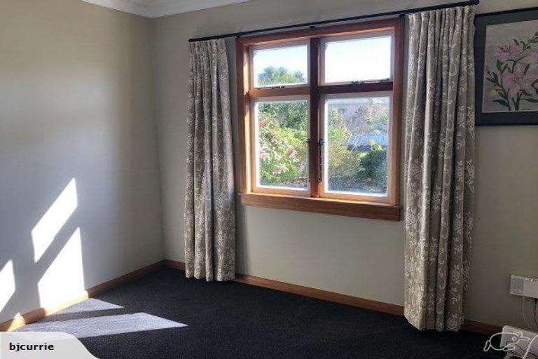 Photo of property in 32 Hardie Street, Hokowhitu, Palmerston North, 4410